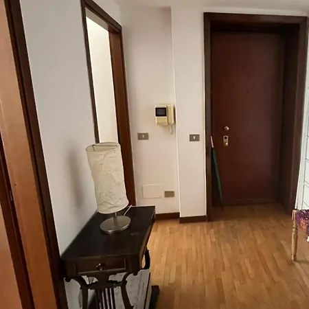 Flats In 3 Minutes By Walking From Duomo Square 公寓 *
